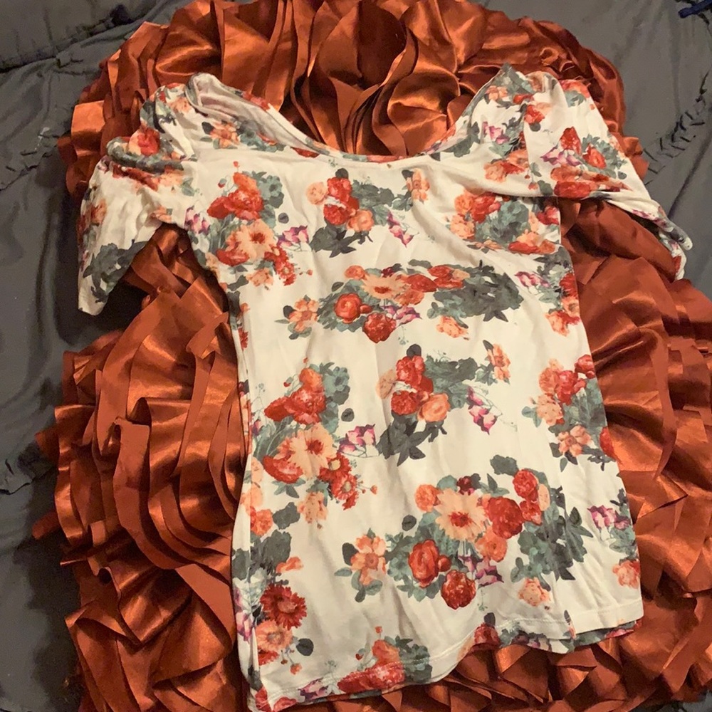 Nice dressy floral shirt
